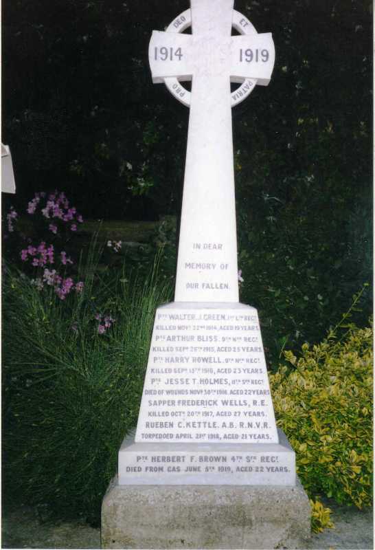 EltisleyLychGate.jpg - 37714 Bytes